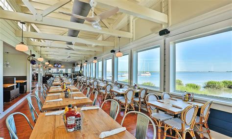 12 Best Restaurants in Jekyll Island, GA for 2024 (Top Eats!)